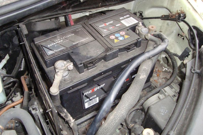 Volkswagen Transporter (2008) 2.5TDi,AUT,ČR,S.Kn.9-Míst - fotka 16 z 58