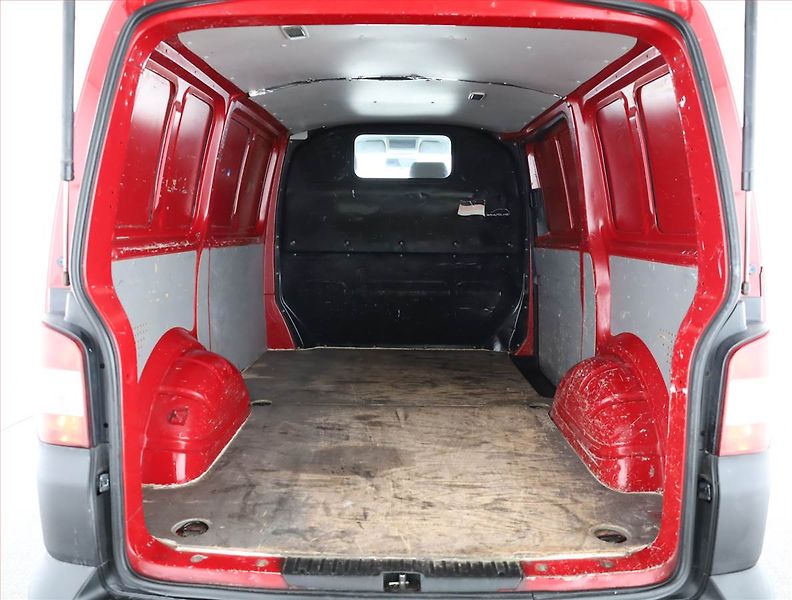 Volkswagen Transporter (2010) 2.0 TDI, 1Maj - fotka 11 z 12