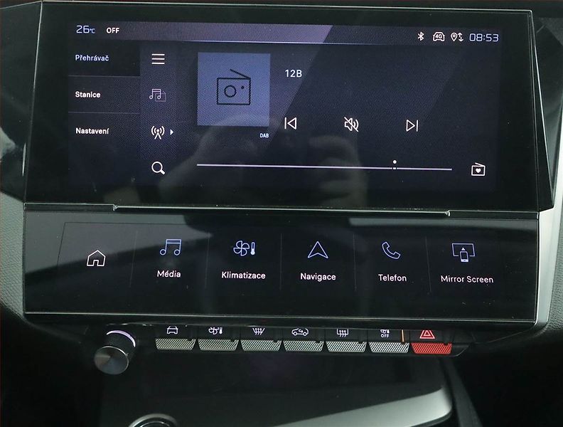 Peugeot 308 (2023) Allure 1.2 PureTech, Automat - fotka 12 z 20