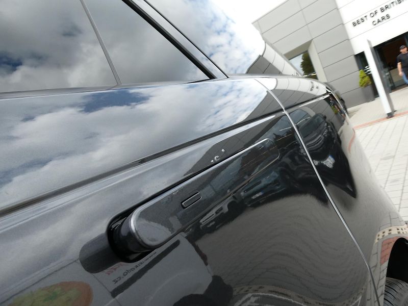 Land Rover Range Rover Sport (2026) 3,0 Dynamic SE D250 - fotka 37 z 37