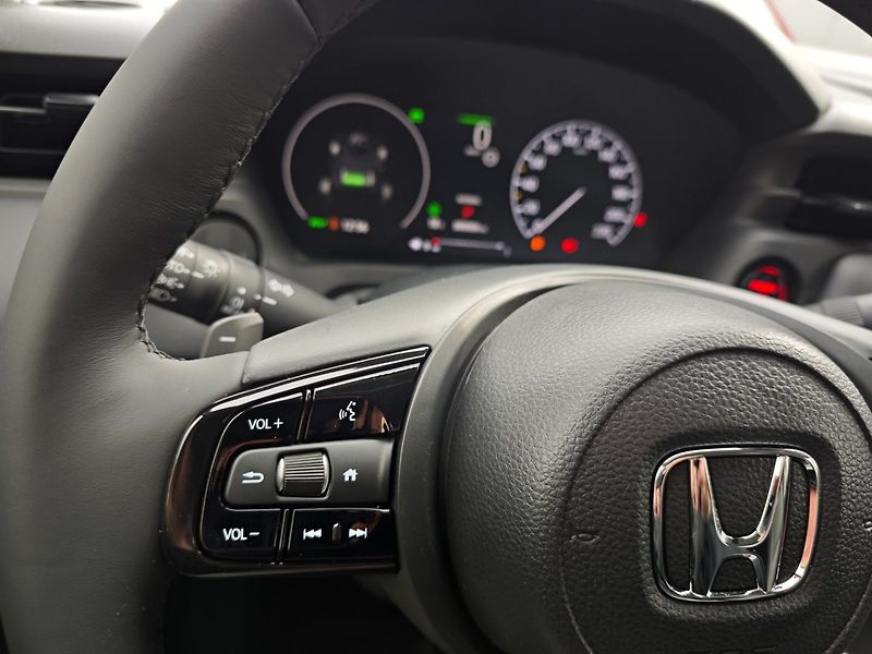 Honda HR-V (2026) 1.5 eHEV Elegance MR27 SKLADEM - fotka 17 z 40