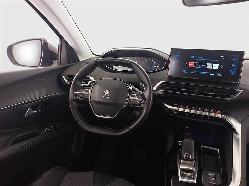 Peugeot 5008 (2021) PureTech 130 - fotka 7 z 23