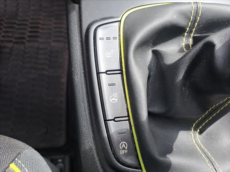 Hyundai Kona 1,0 T-GDI - fotka 23 z 56