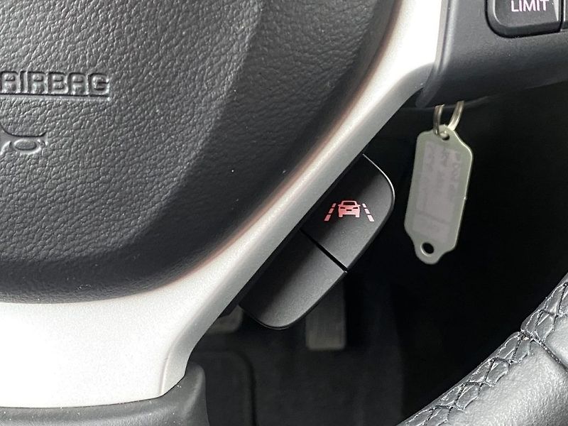 Suzuki Vitara 1.4iJET, ČR-1m, 4x4, Premium - fotka 21 z 33