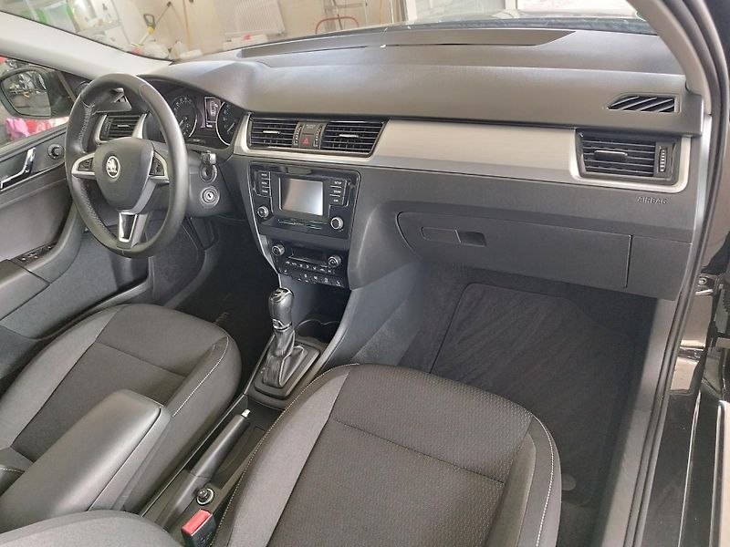 Škoda Rapid (2015) TDI,66KW,DSG,ALU,SERVISKA - fotka 15 z 32