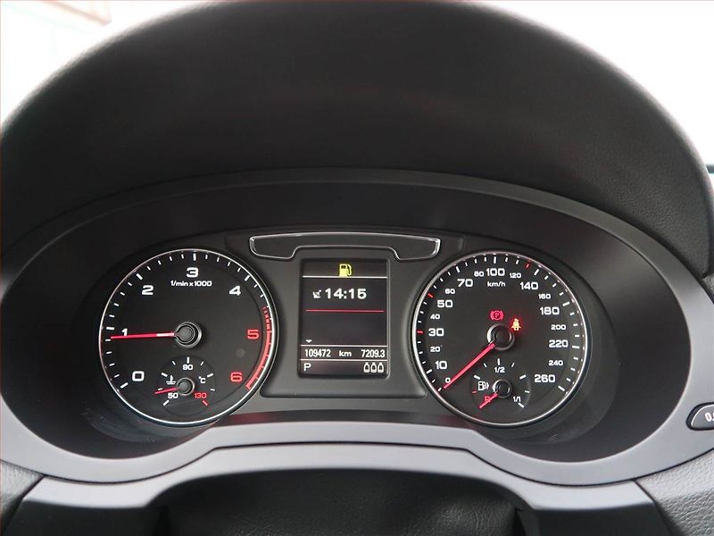 Audi Q3 (2016) 2.0 TDI, 4X4, Automat, Kůže - fotka 11 z 16