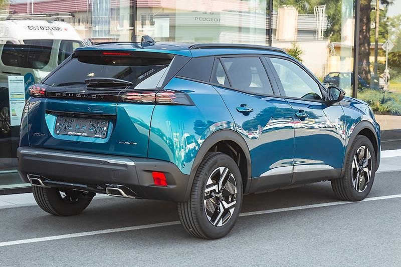 Peugeot 2008 (2026) 1,2 ALLURE Hybrid 110 e-DCS6 - fotka 5 z 19
