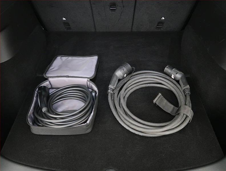 Tesla Model Y (2022) Long Range AWD 79kWh, SoH 92% - fotka 33 z 33