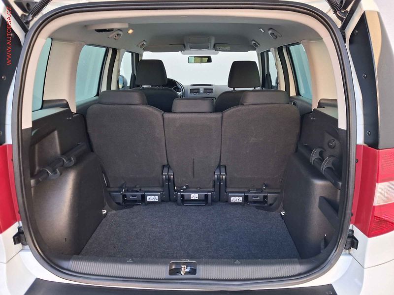 Škoda Yeti (2016) 1.4 TSi, Outdoor, výhřev sed - fotka 7 z 16