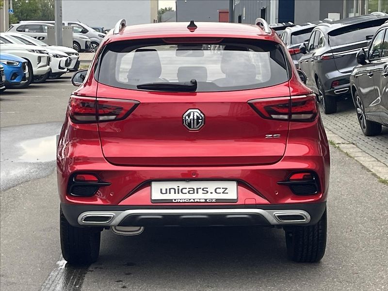 MG ZS 1,0 T  Exclusive AT - fotka 6 z 26