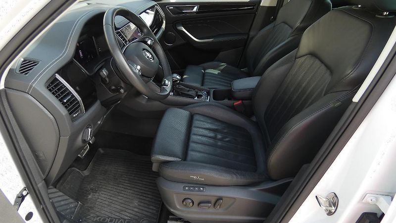 Škoda Kodiaq 2.0 TDI 147 kW L&K 4x4 DSG - fotka 19 z 27