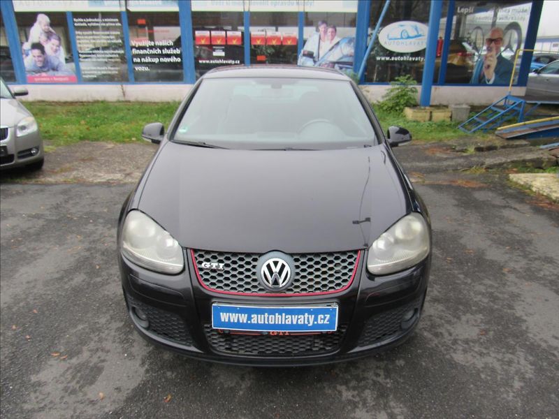 Volkswagen Golf 2,0 i GT 147KW Remus - fotka 2 z 28