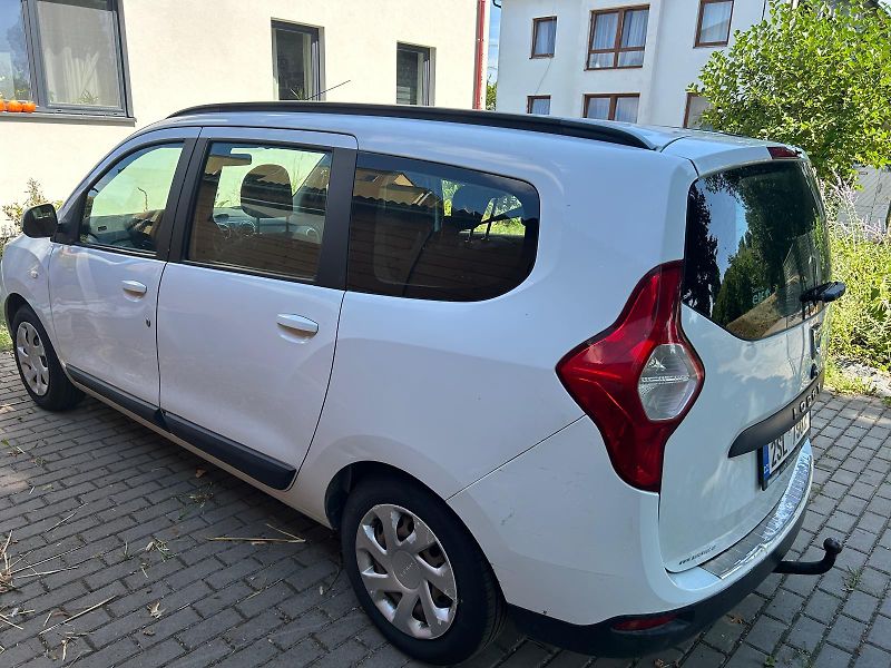 Dacia Lodgy (2014) 1.6 benzin, tazne, 60kW - fotka 9 z 9