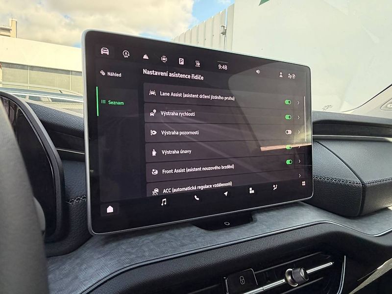 Škoda Kodiaq Exclusive Selection 2,0 TDI 14 - fotka 29 z 42