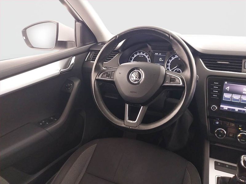 Škoda Octavia (2017) Ambition Plus 1.6 TDI - fotka 7 z 20