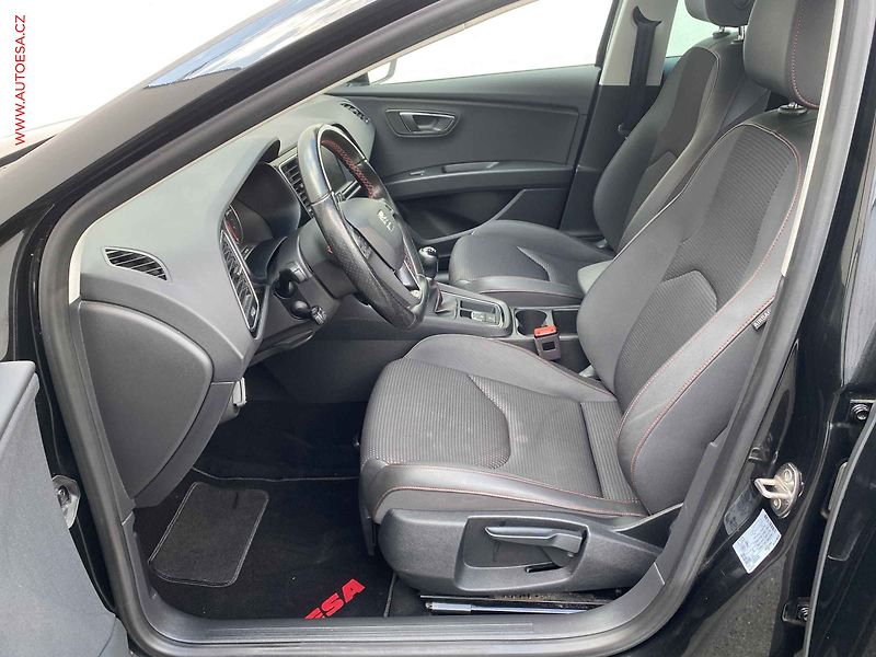 Seat Leon (2017) 1.8 TSi, FR, LED, navi, +kola - fotka 9 z 19