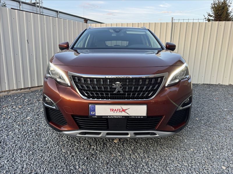 Peugeot 3008 1,2 i ALLURE DPH 1.maj původČR - fotka 2 z 50