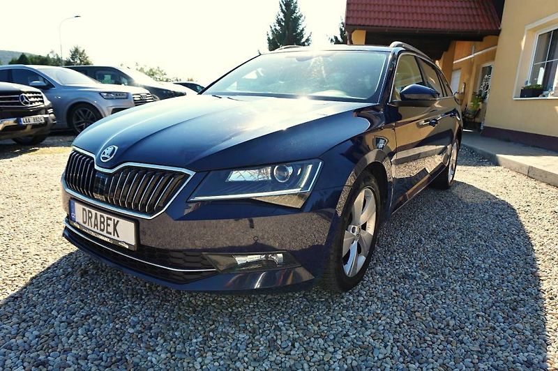 Škoda Superb (2015) STYLE 2,0 TDI 140 kW - fotka 8 z 43