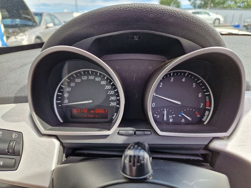 BMW Z4 2.0 Klima - fotka 15 z 32