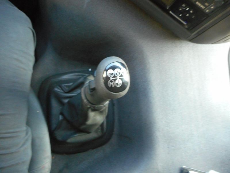 Volvo (2005) FM 12/420 manual - fotka 3 z 15