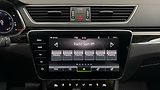 Škoda Superb 2.0 TDI DSG 4x4 L&K Combi - náhled 11
