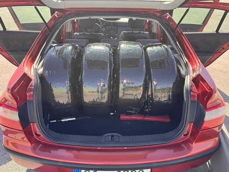 Renault Laguna 1.8i 88Kw 16V Dynamique - fotka 12 z 19