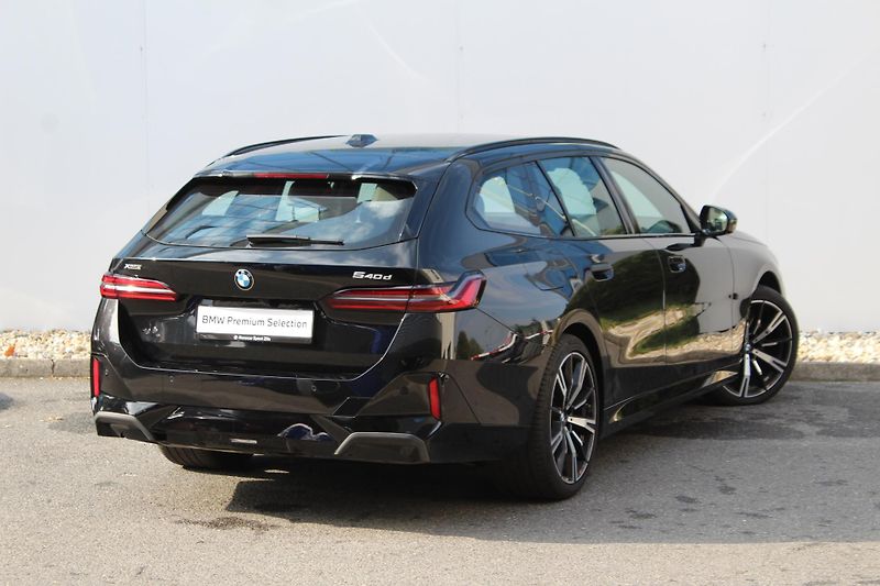 BMW Řada 5 BMW 540d xDrive Touring TOP - fotka 2 z 29