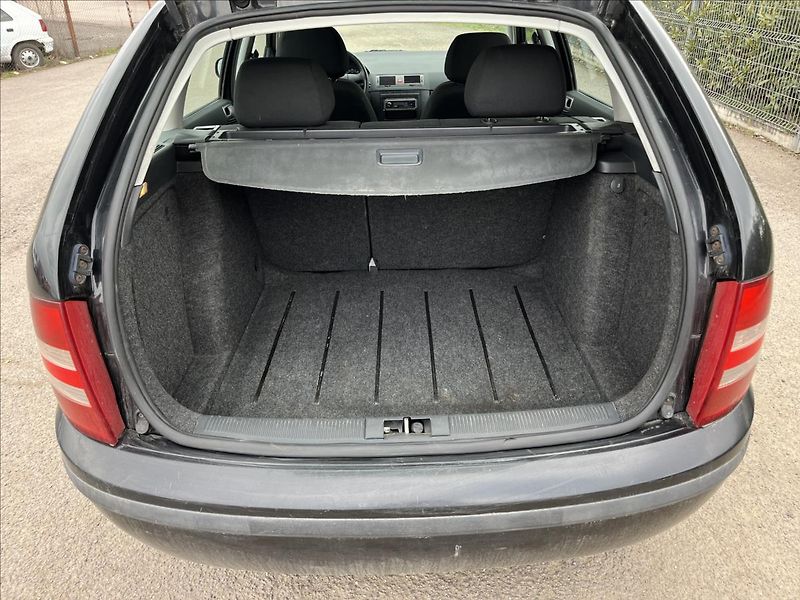 Škoda Fabia 1,4 TDi KLIMA STK 8/2026 - fotka 23 z 25