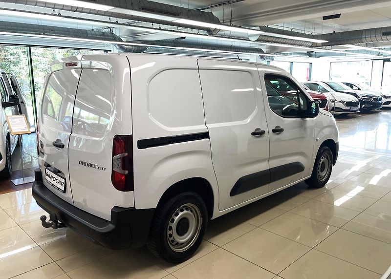 Toyota ProAce City 1.5 D-4D 100 Active SWB, ČR - fotka 6 z 22