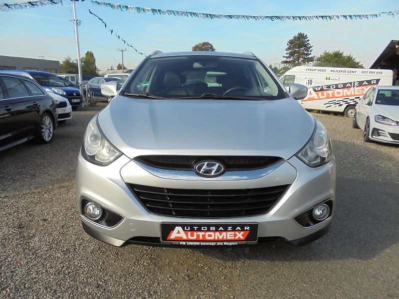 Hyundai ix35 (2013) 1.7 CRDI- KLIMA-KŮŽE-SERVISKA - fotka 2 z 10
