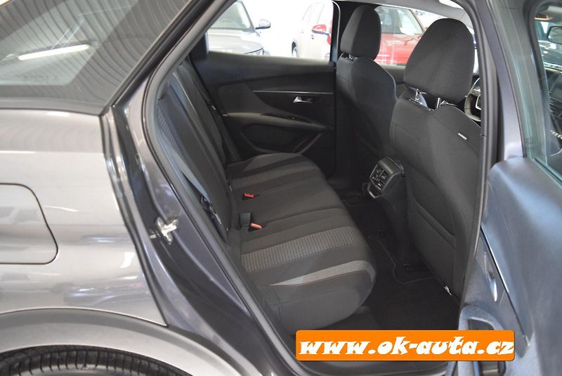Peugeot 3008 1.5 HDI ACTIVE PACK 96 kW 2022 - fotka 16 z 61