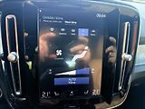 Volvo XC40 2,0 T4 Inscription AWD - náhled 31