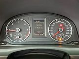 Volkswagen Touran (2011) 1.6 TDI, nová STK, servisované - náhled 11