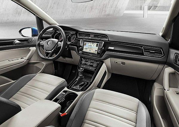 Volkswagen Touran.