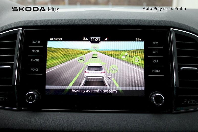 Škoda Karoq (2024) 2,0 TDI 110kW Top Selection - fotka 18 z 28