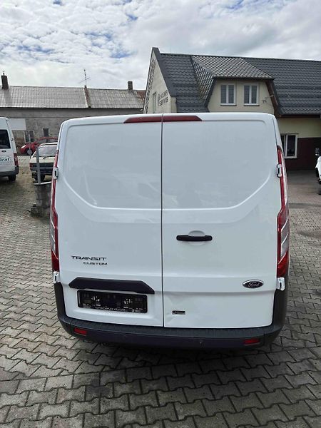 Ford Transit Custom (2015) L2-H1 KLIMA + 6 MÍST - fotka 4 z 14