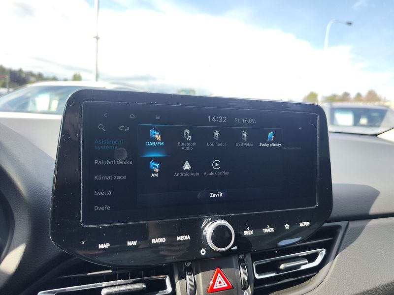 Hyundai i30 1.5 T-GDI/103kW Style - fotka 17 z 34