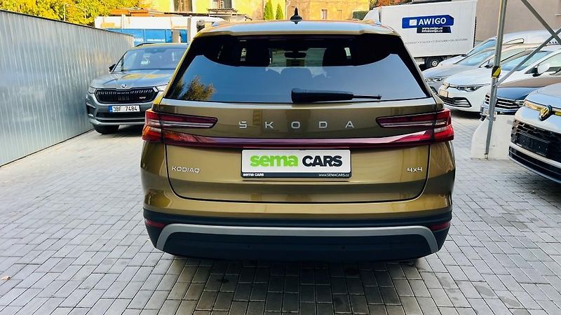 Škoda Kodiaq (2024) 2.0 TDI 142kW 4x4 DSG Exclusiv - fotka 6 z 64