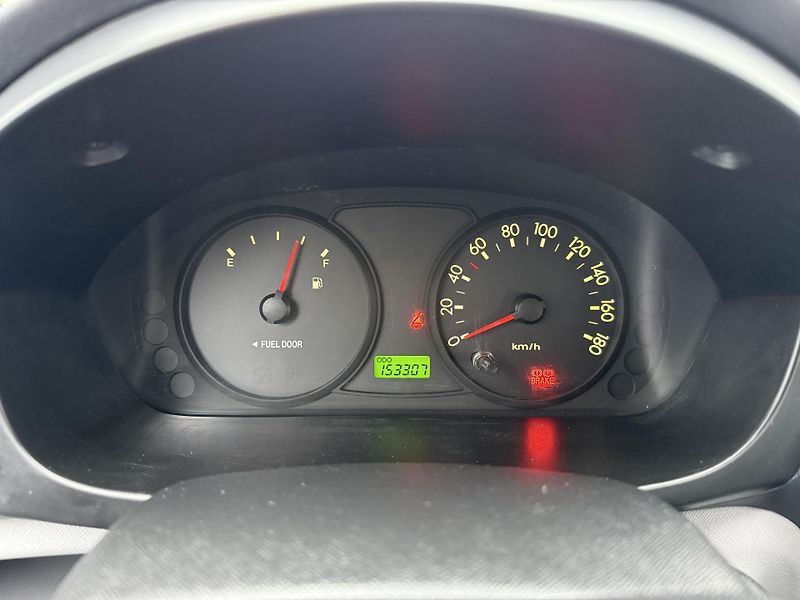 Kia Picanto 1.0 44kw - fotka 4 z 7