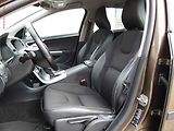 Volvo V60 (2017) 2.0 D, 1.maj, Cross Country - náhled 9
