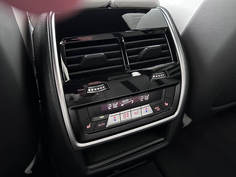 BMW X5 M Competition - fotka 28 z 31