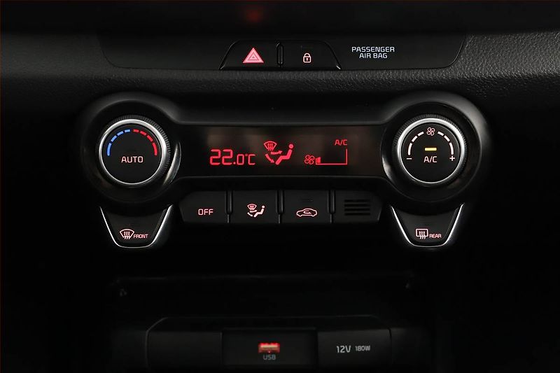 Kia Stonic (2023) Exclusive 1.0 T-GDI, EXCLUSIVE - fotka 15 z 21