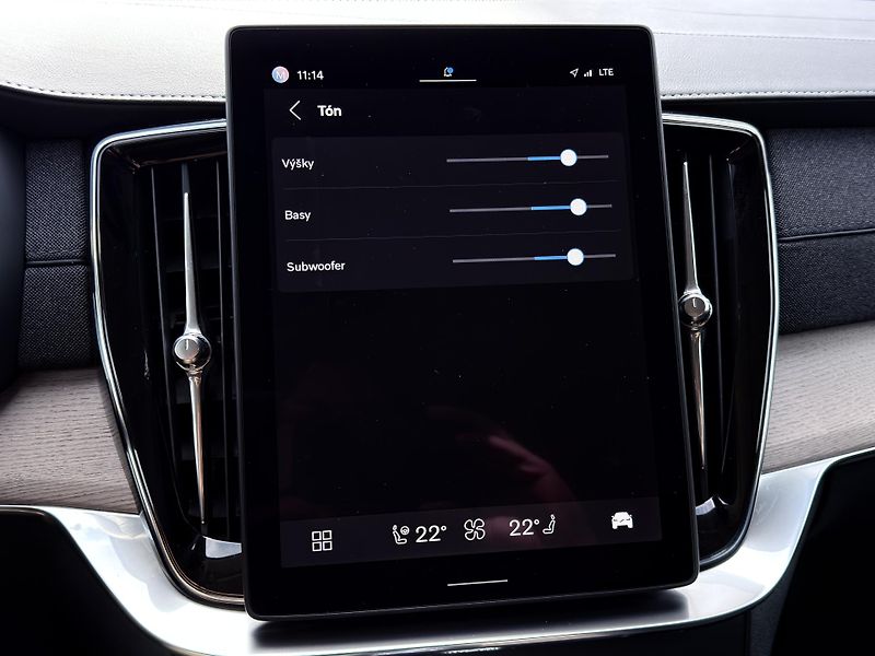 Volvo XC90 B5 AWD PLUS BRIGHT // 7M +kola - fotka 46 z 52
