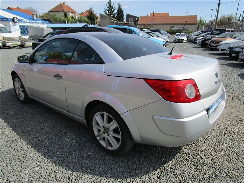 Renault Mégane 2.0T 16V, Cabrio - fotka 34 z 47