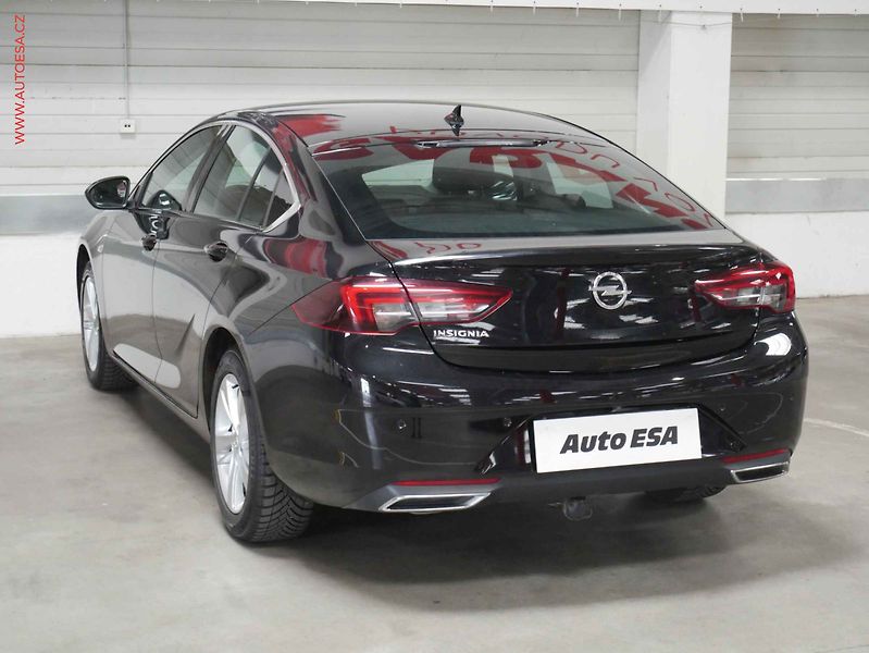 Opel Insignia (2021) 2.0CDTi, AT, výhřev sed - fotka 4 z 21