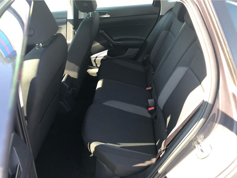 Volkswagen Taigo Life 1.0 TSI 81 kW DSG - fotka 12 z 28
