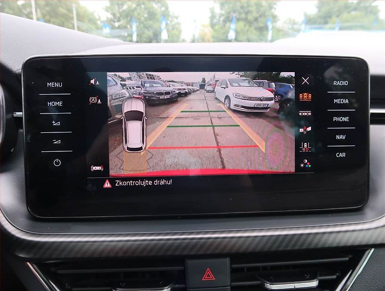 Škoda Kamiq (2023) Monte Carlo 1.5 TSI - fotka 17 z 23