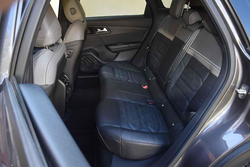Auto je skvělé na delší rodinné výlety