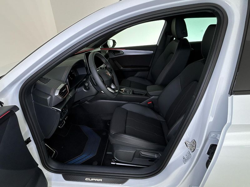 Cupra Leon (2026) Kombi - fotka 7 z 29