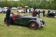 Ve Varnsdorfu se potkali majitelé několika desítek automobilových veteránů.